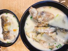 -胖子鱼粉(采霞街店)