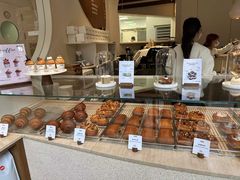 -VERIE BAKEHOUSE