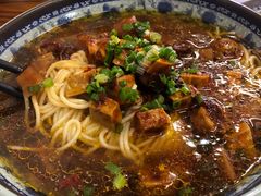 鸡骨酱面-九斤黄三黄鸡专卖店