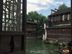 -茅老太臭豆腐
