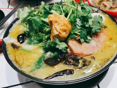 -肥汁米蘭香港米线(长宁来福士店)