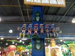 -维佳童话镇演出现场(徐东店)