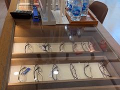-一代眼镜·蔡司配镜(浦东大拇指广场店)