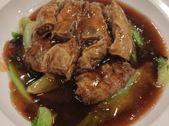 鲍汁生菜腐皮卷-广州酒家(文昌总店)