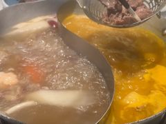 -左庭右院鲜牛肉火锅(金山万达店)