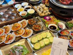 -围炉肉舍•炭烤活鳗•丹东海鲜烤肉(步行街店)