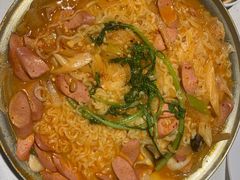 部队火锅-本家韩国烤肉(青岛万象城店)