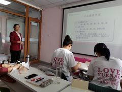 -爱月宝月嫂·育儿嫂(哈尔滨总店)