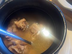 -八府香鸭·啫啫煲(华山路店)