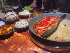 -沸炉重庆老火锅(军事博物馆店)