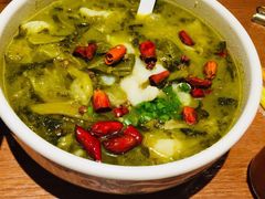 酸菜巴沙鱼-渝是乎酸菜鱼(龙旗购物中心店)