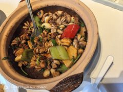 -八府香鸭·啫啫煲(华山路店)