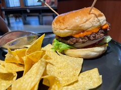 辣芝士培根酱牛肉汉堡-魏斯理汉堡(西安沣东吾悦店)