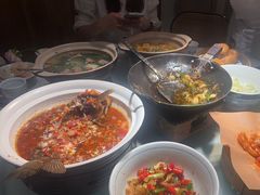 -费大厨辣椒炒肉(高铁吾悦广场店)