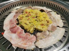 酸菜-马路牙子烧烤音乐酒馆(望京店)