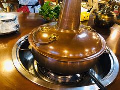 -岳记兴隆·青城腊排铜火锅(融创店)