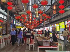 -鸿通城购物中心