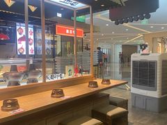 -成都你六姐·牛肉冒菜(上海环宇荟店)