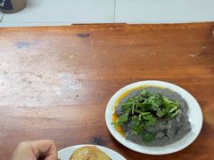 -宝瑞门钉肉饼店