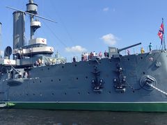 -阿芙乐尔号巡洋舰