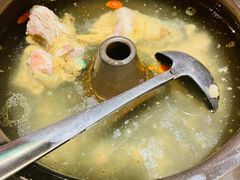 云海肴汽锅鸡-云海肴云南菜(正大广场店)