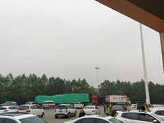 -鹰潭服务区-停车场