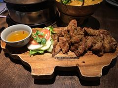 -大头虾越式风味餐厅(光明广场店)