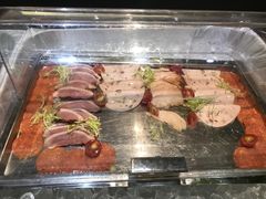 -海口绿发希尔顿酒店-田园汇自助餐·三文鱼·海鲜