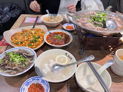 -肖四女乐山跷脚牛肉(世博源店)