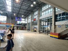 -奥冠体育华师附中恒温游泳馆