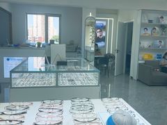 -潘多拉眼镜·蔡司依视路明月(潘家园店)
