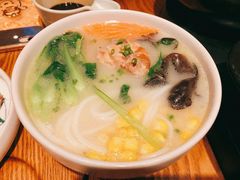 鸡汤米线-云海肴云南菜(正大广场店)