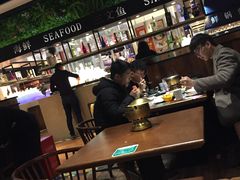 大堂-亚马逊环球美食百汇(新城吾悦广场店)