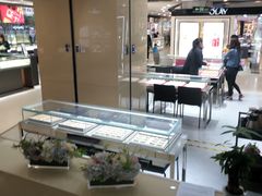 -汇腾天虹(吕厝店)