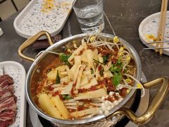 板筋锅-河坝烧烤串城(金达莱店)