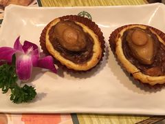 鲍鱼鸡粒酥-添好运点心专门店(百老汇店)