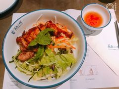 -美奈小馆·越南料理(中航城君尚购物中心店)