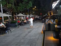 -麦凯伦烧烤·精酿超级工厂店(金桥总店)