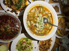-小三峡食府(西五路店)
