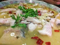 酸菜鱼-辣椒炒肉(华城购物广场（四楼）店)