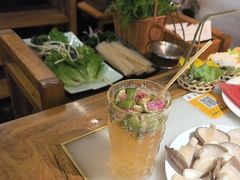 -巴渝瓦肆重庆鲜火锅(宝龙环湖店)