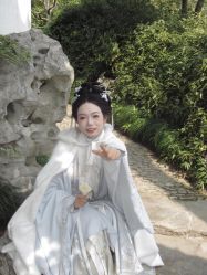 -一揽芳华汉服旗袍体验馆(拙政园店)