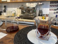 -LEO CAFE