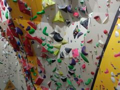 -问山MountQuest攀岩馆