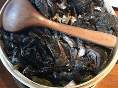 清炖黑鸡汤-黑鸡小馆(金源店)