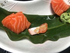 三文鱼刺身-日本料理神拉面