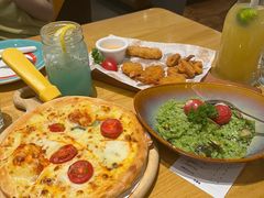 -菲滋意式休闲餐厅(北仑银泰城店)