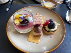 自助蛋糕-上海苏宁宝丽嘉酒店·Cafe Bellagio西餐厅