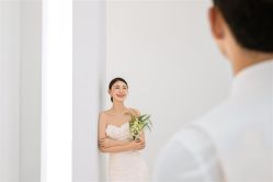 -卢浮宫婚纱摄影(银河国际店)