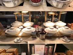 -鲜艳西餐厅(衡山路十二号华邑店)